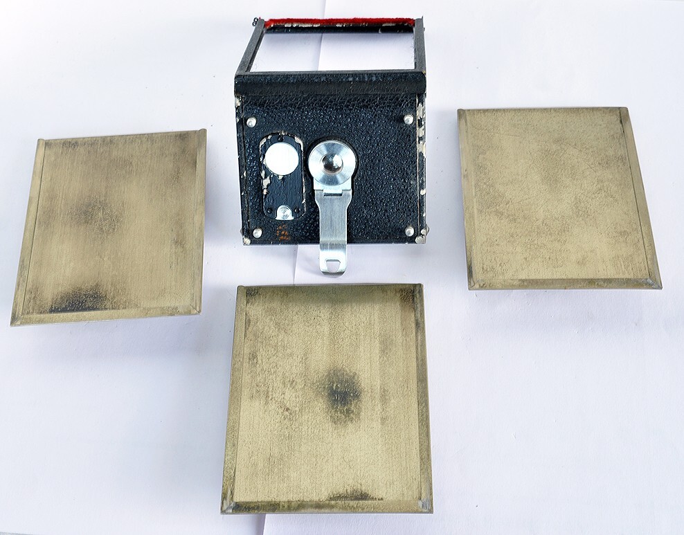 Rolleiflex & Rolleicord Cut Film Plate Adapter Back & 3 Plate Holders