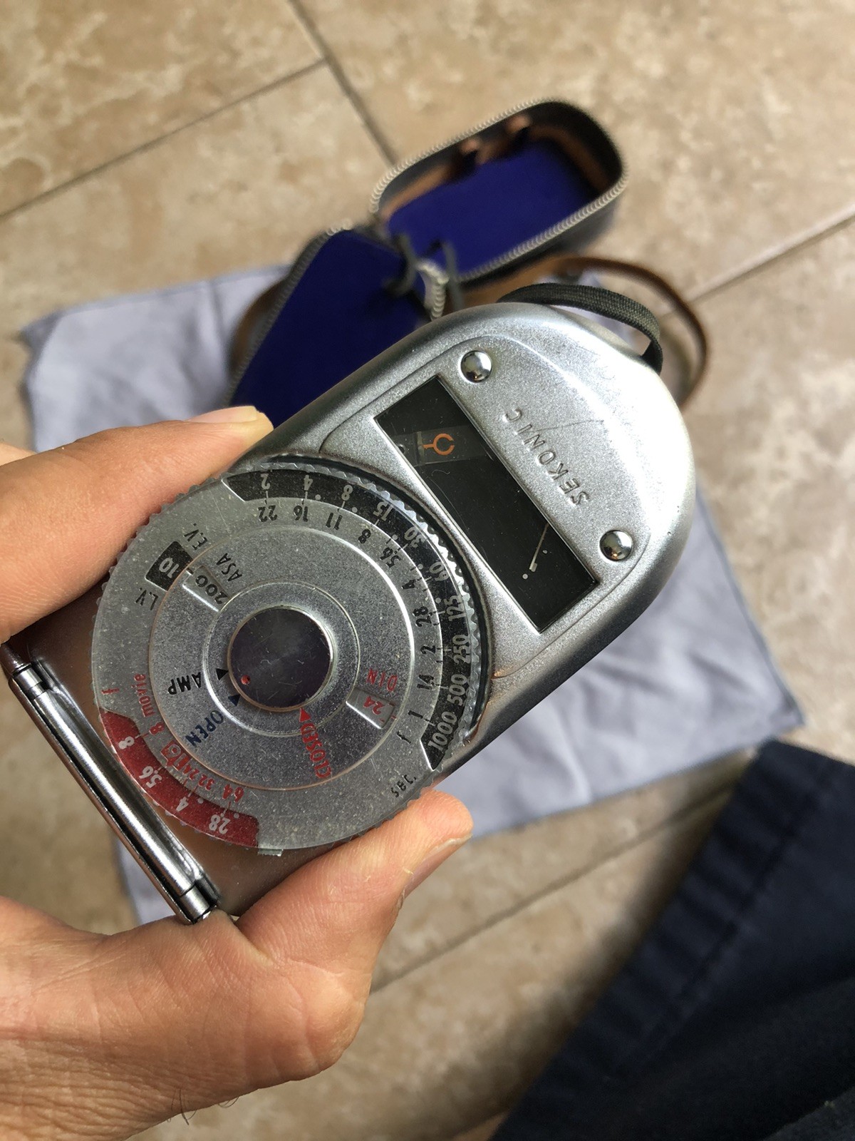 Leica Shutter Release Cable , Sekonic Auto Leader Light meter,strap For Leica