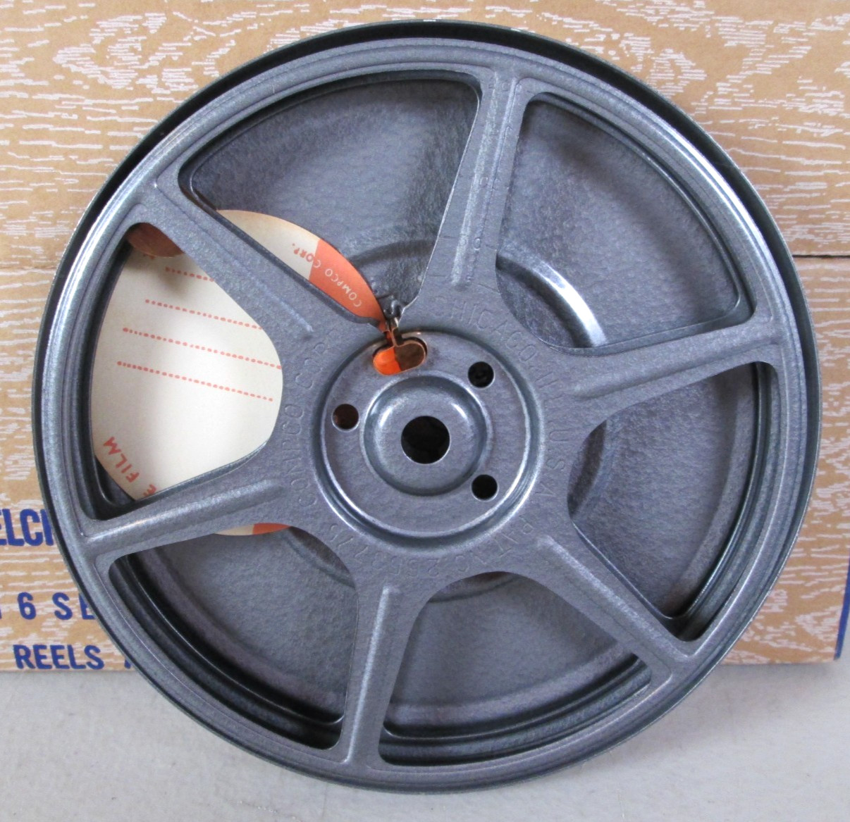 Vintage COMPCO Reel Chest Pak – 6 – 200 Ft. 8mm Metal Film Reel w/ Storage Cans