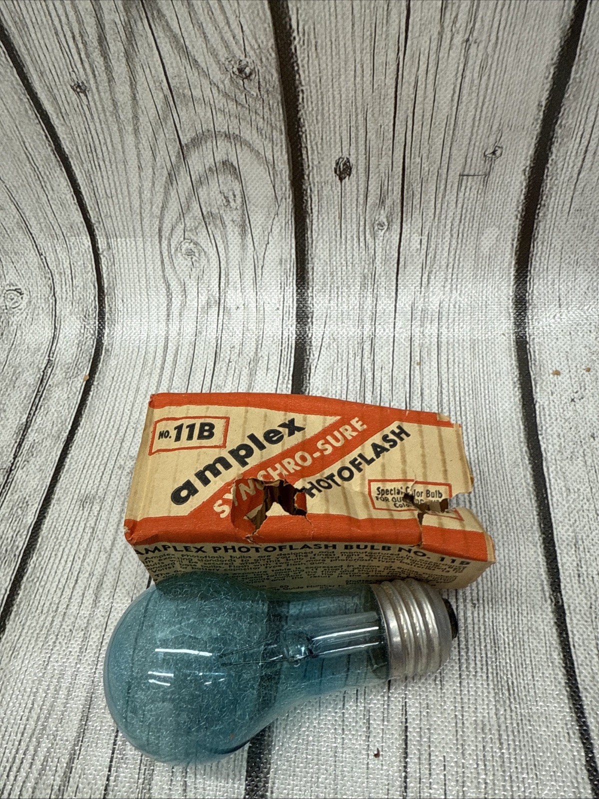 Vintage Amplex Photo flash 11B Fuzz Bulb