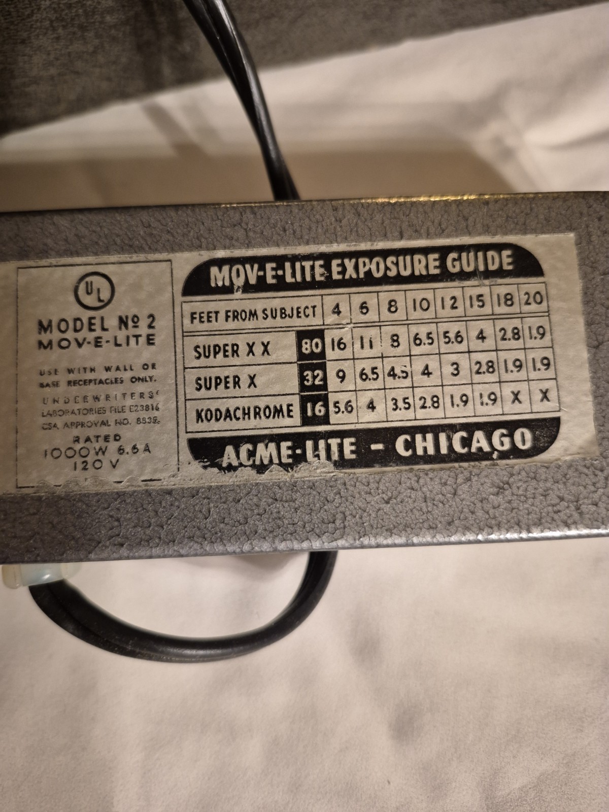 Vintage Acme Lite Mov-E-Lite 2-Bulb Model No. 2 Working w/ Case & No Keys