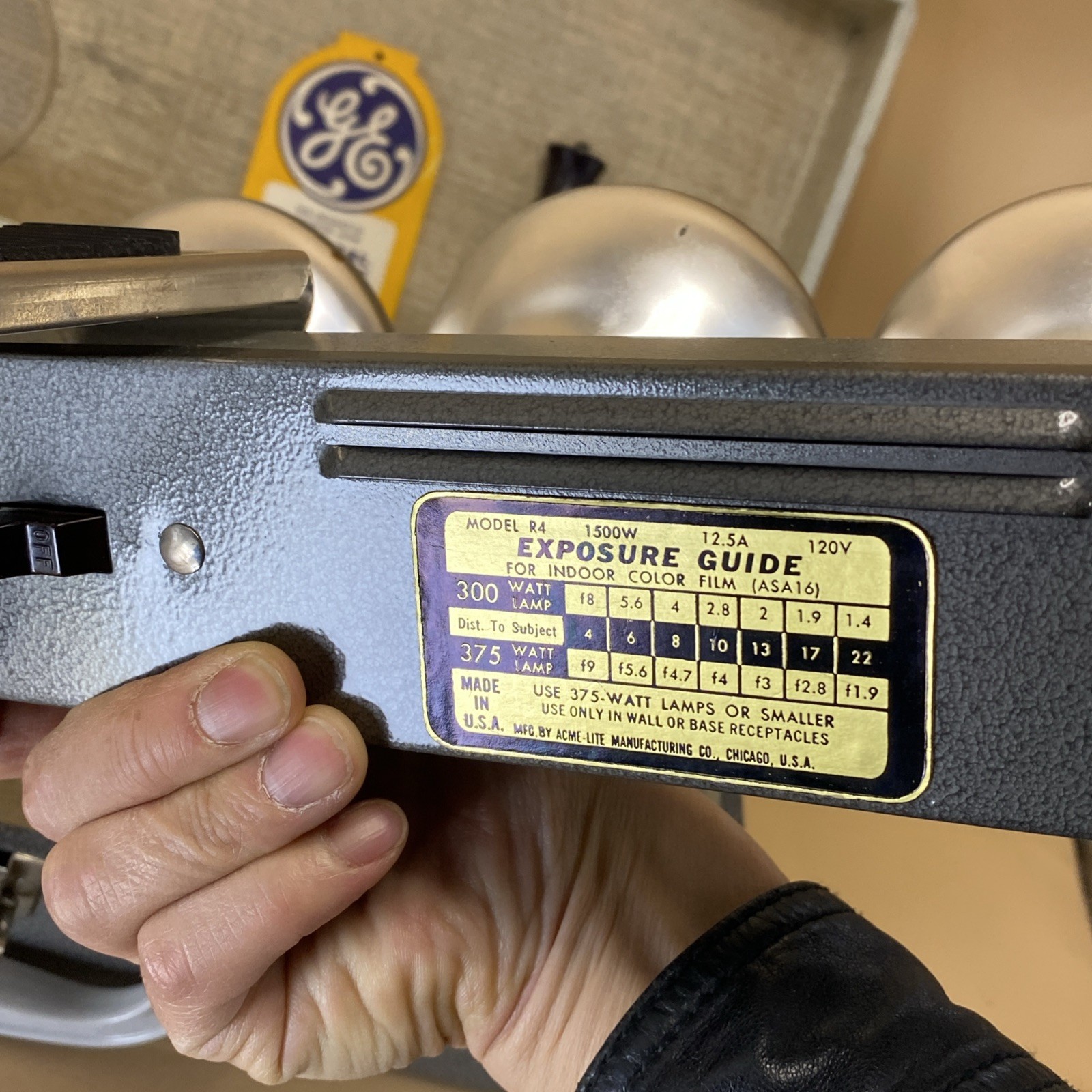 Vintag ACME-LITE Chicago Model #R4 Movie Lighting w/ 4 GE bulbs/Tested Working