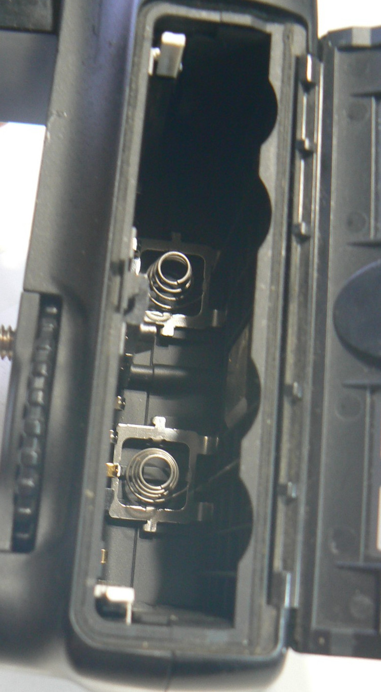 Nikon MB-D200 Multi Power Battery Pack Grip FOR REPAIR DD