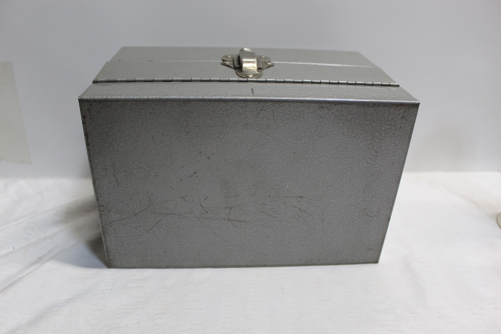 8MM Metal Movie Film 12 Reel Holder Carrying Case