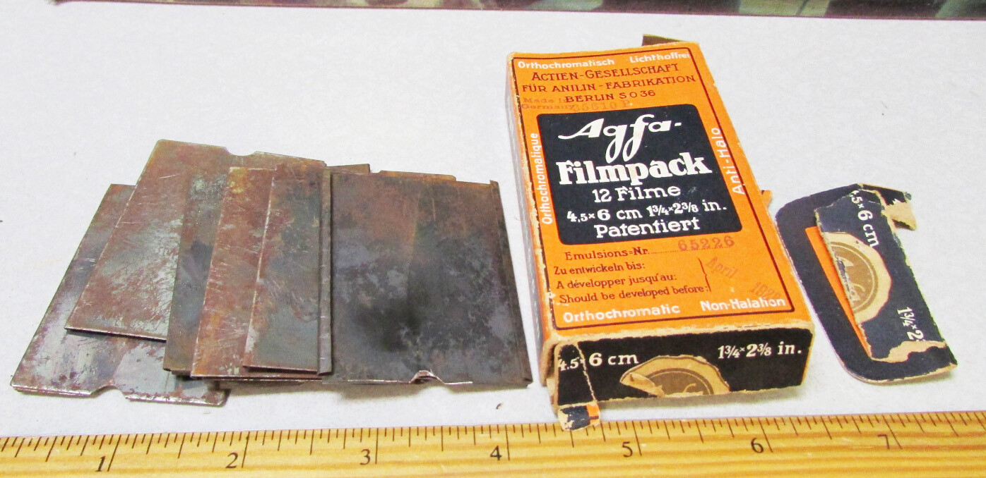 vintage Agfa Filmpack 12 Filme German made Orthochromatic, several tins left