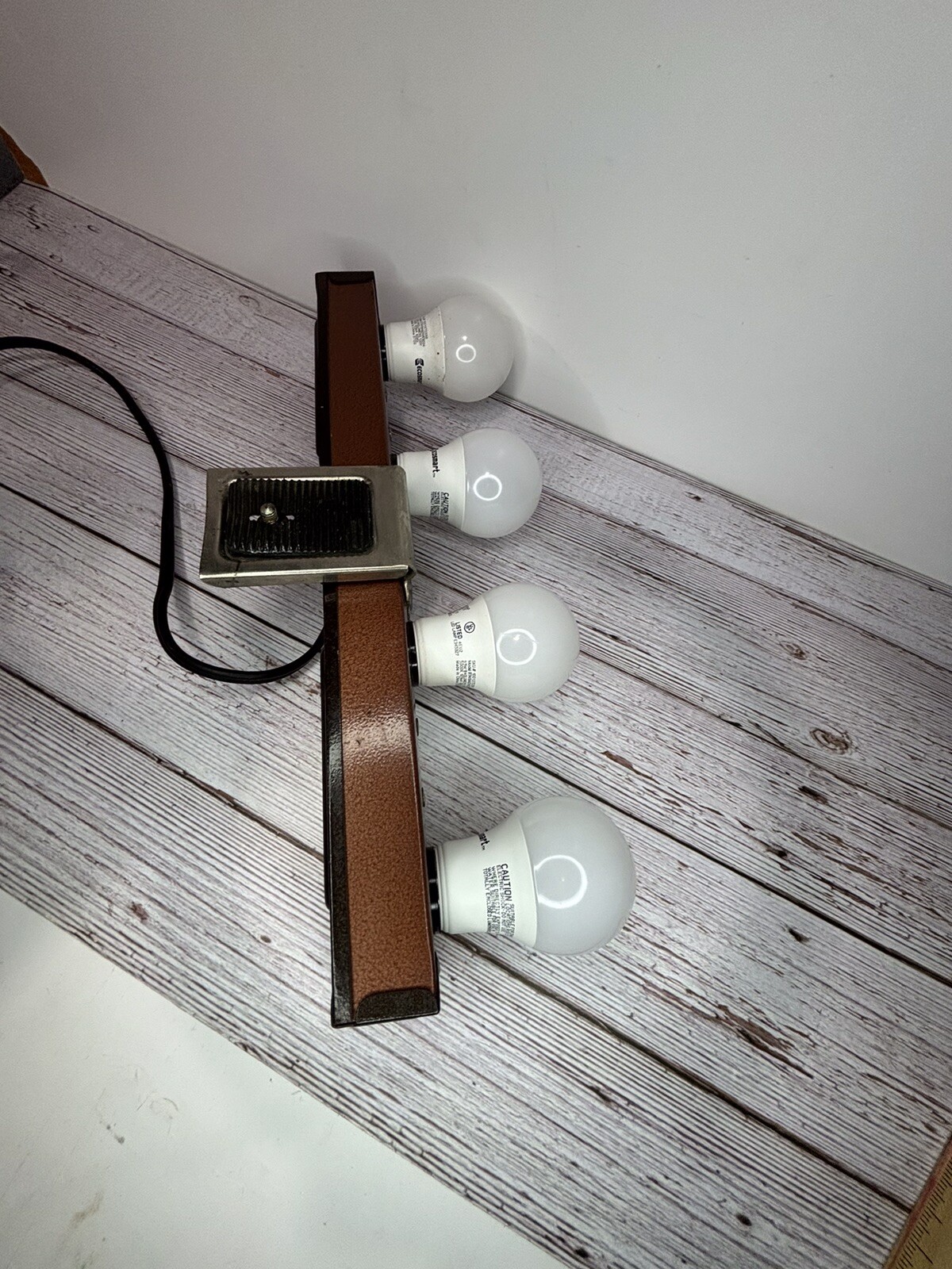 VTG Light Bar Hollywood MOV-E-LITE 4 Lamp Light Bar Stage Light