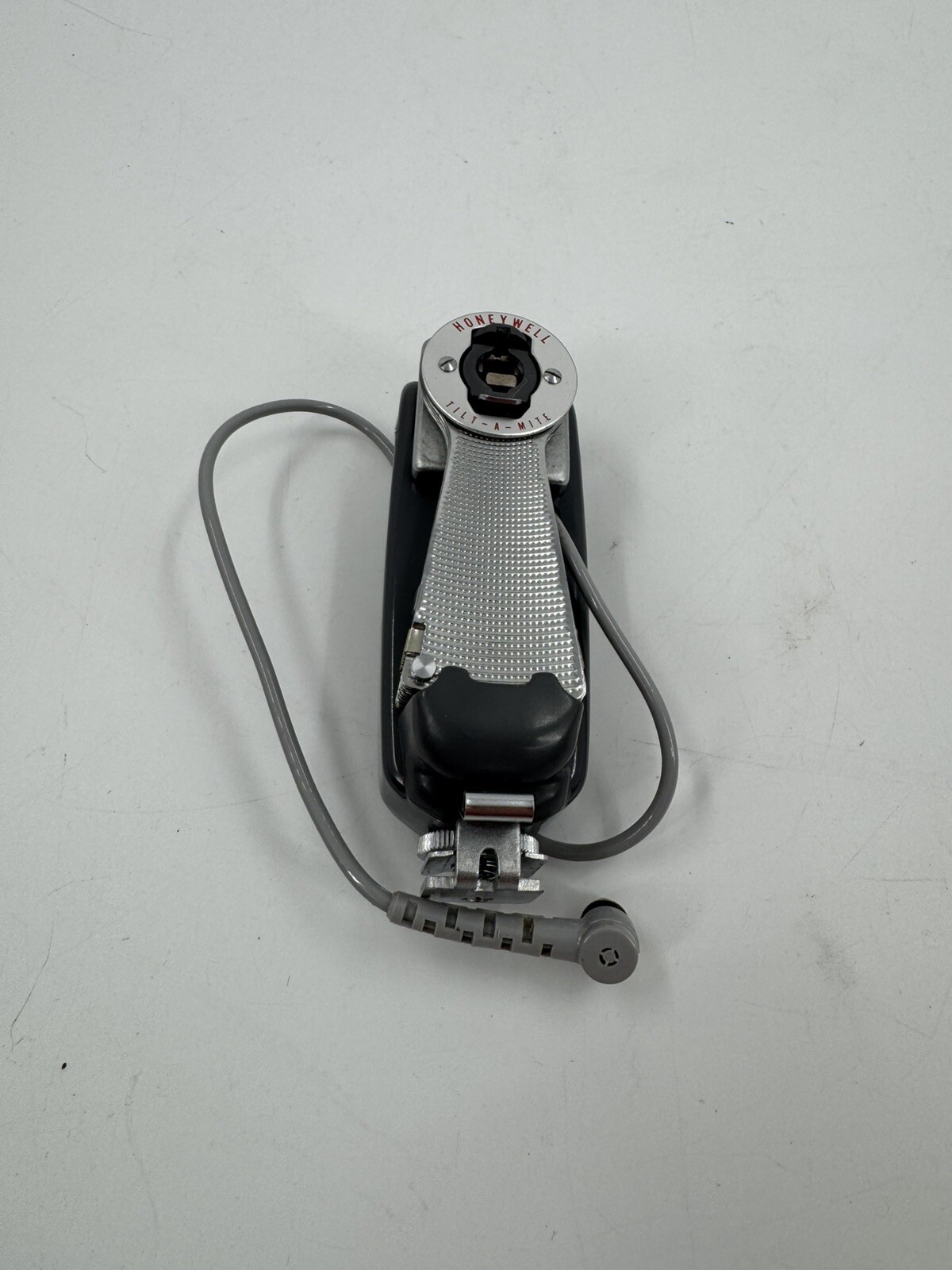 Honeywell Vintage Tilt-A-Mite Camera Flash Gun Collapsible Fan with Bulbs
