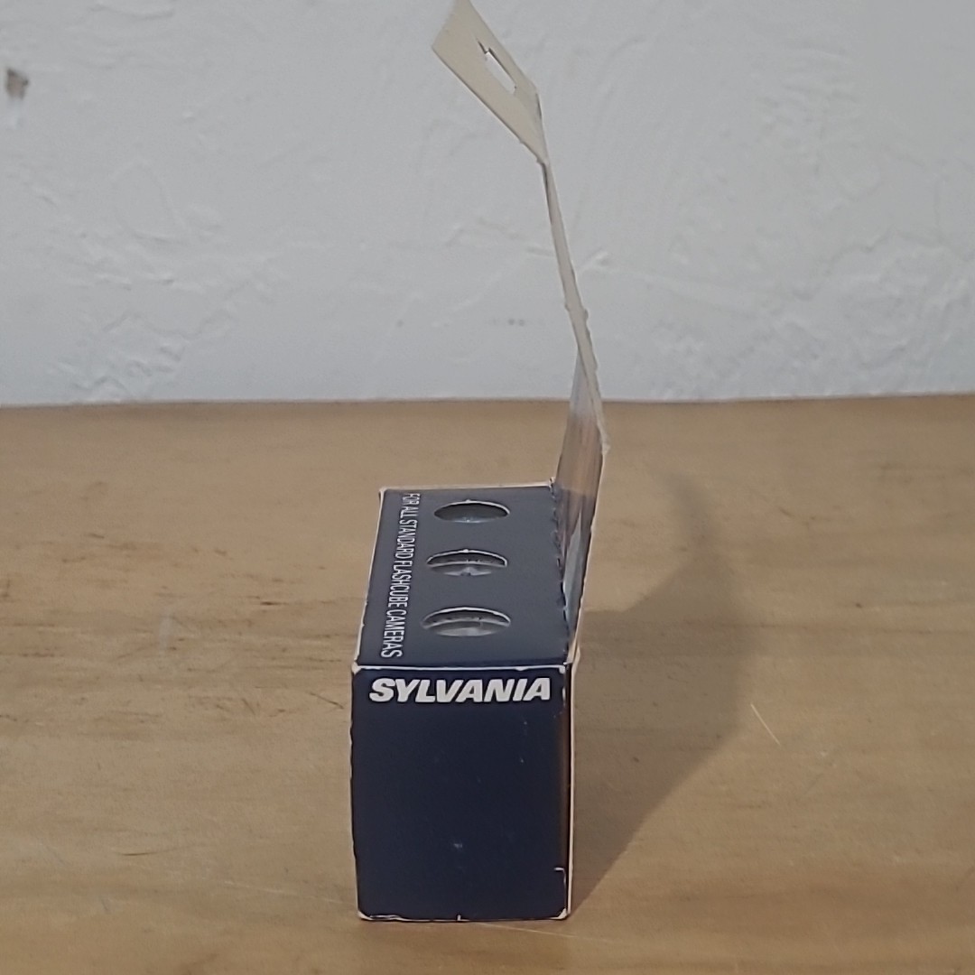 Vintage Sylvania Blue Dot Flashcubes Camera Flash Cubes 3 Pack 12 Flashes NOS