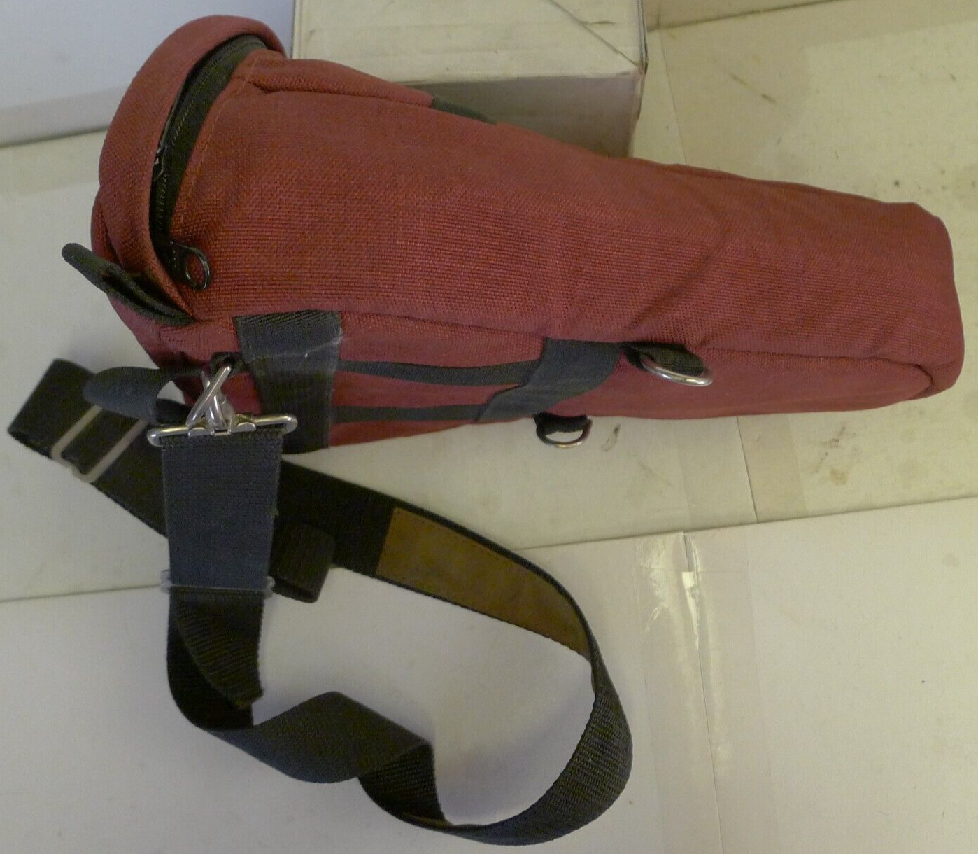 Tamrac Red Padded Zipper Holster Case for Camera with Lens +Adjustable Strap