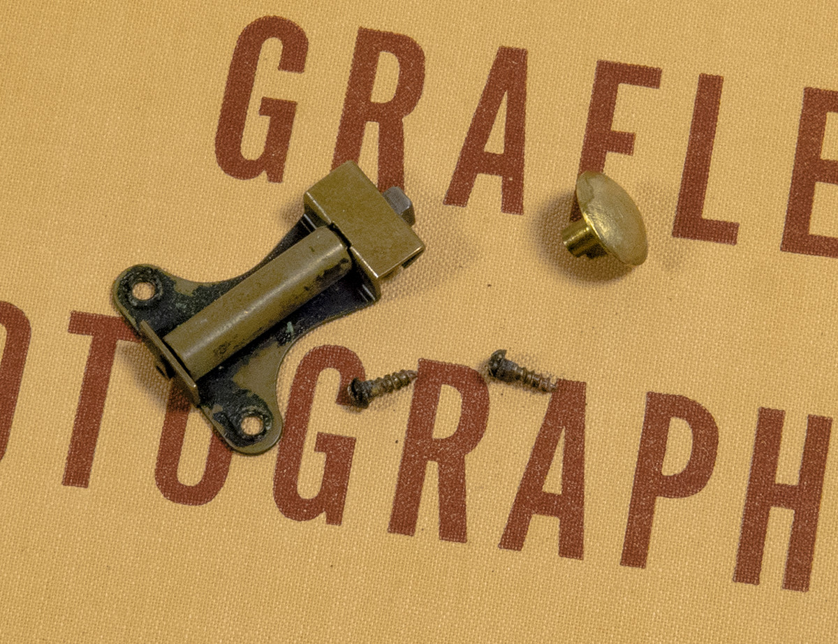 Graflex 4×5 Anniversary Speed Graphic Bed Door Latch