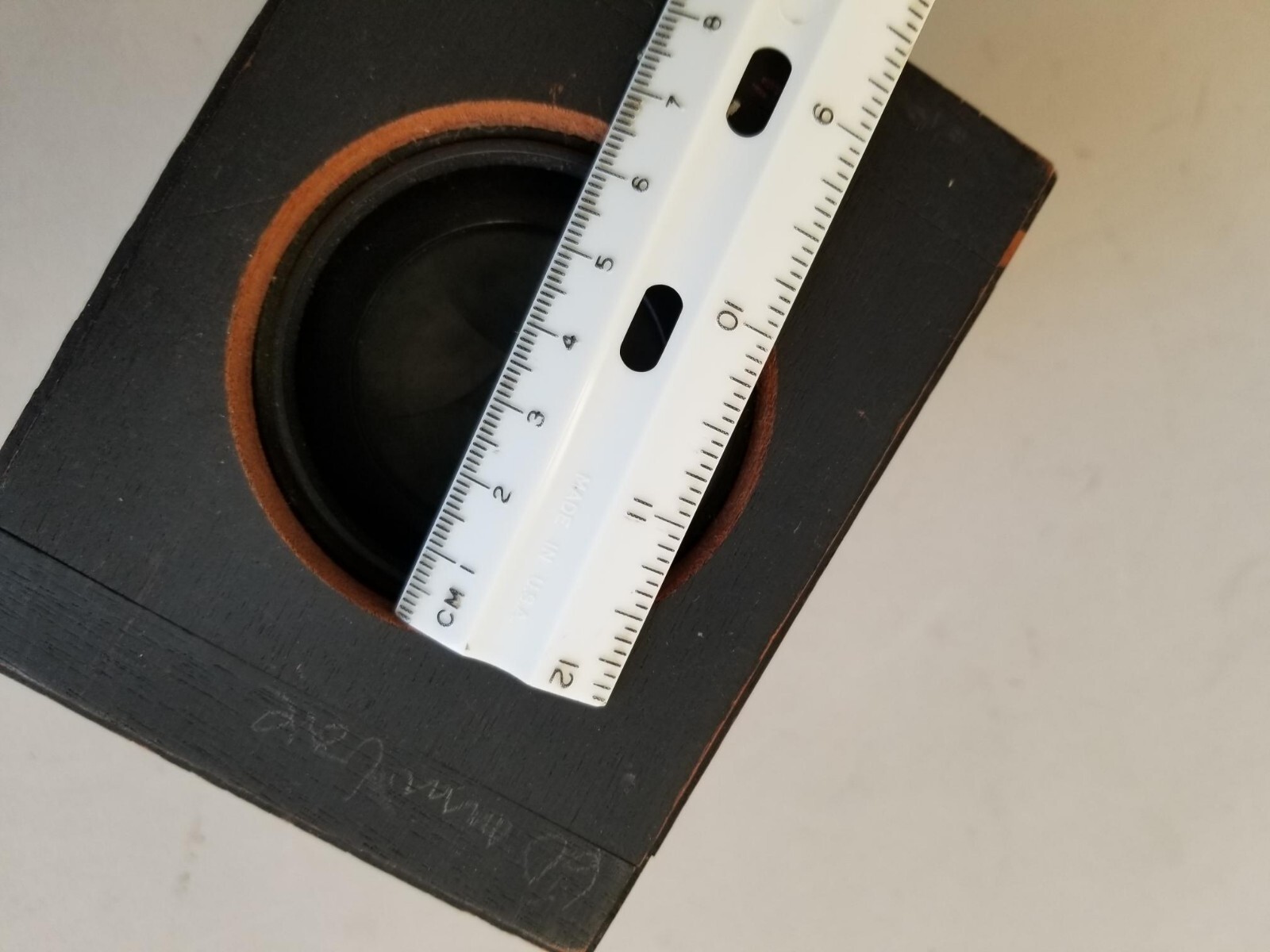 Vintage Wollensak Betax No. 4 Barrel with shutter on 5″ x 3 3/4″ board. Read!