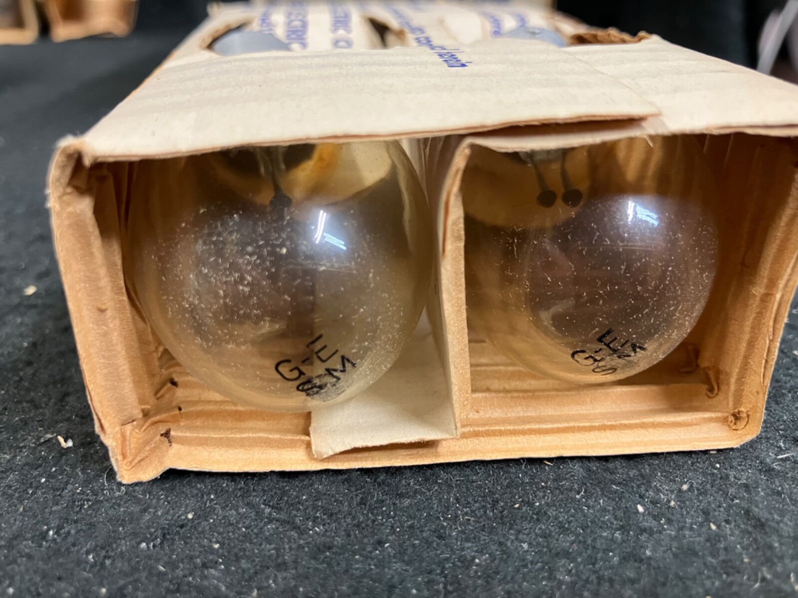 NEW OLD STOCK GENERAL ELECTRIC PH/SM PHOTO FLASHBULBS, TWO DOZEN BULBS