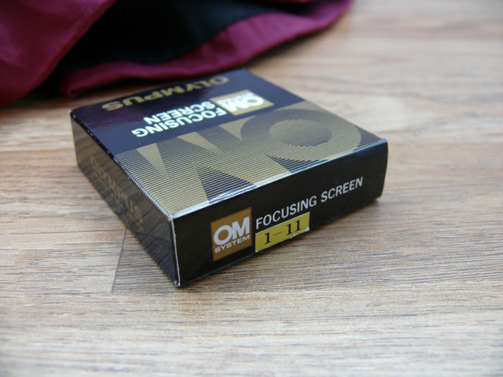 Olympus OM focusing screen, 1-11. LN condition.
