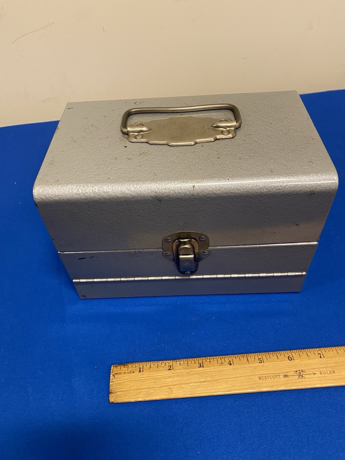 Vintage Metal Reel/film Case 10-12 Slots