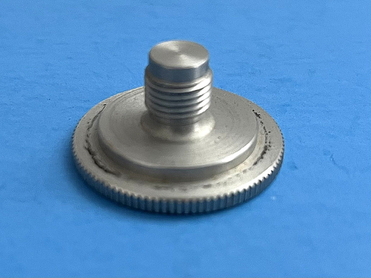 BOLEX Reflex Lens Turret LOCKING SCREW for Bolex H16 Reflex