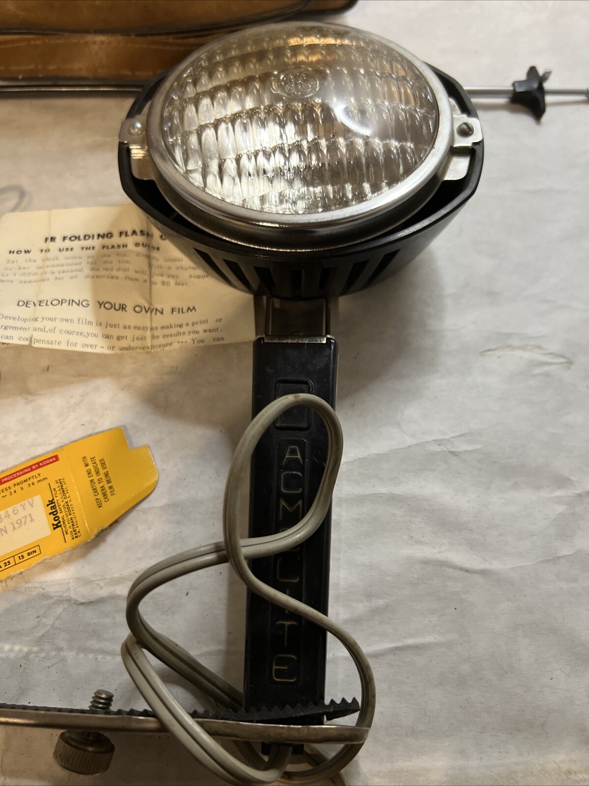 GE ACMELITE Attachment Bright Lamp Electric Tested Working, Leather Bag Vintage