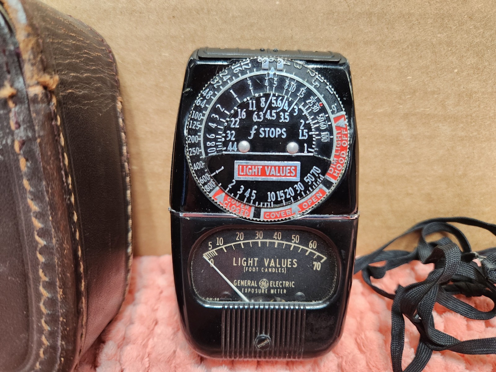 VTG General Electric Exposure Light Meter GE Model 8DW58Y1 w/ Leather Case