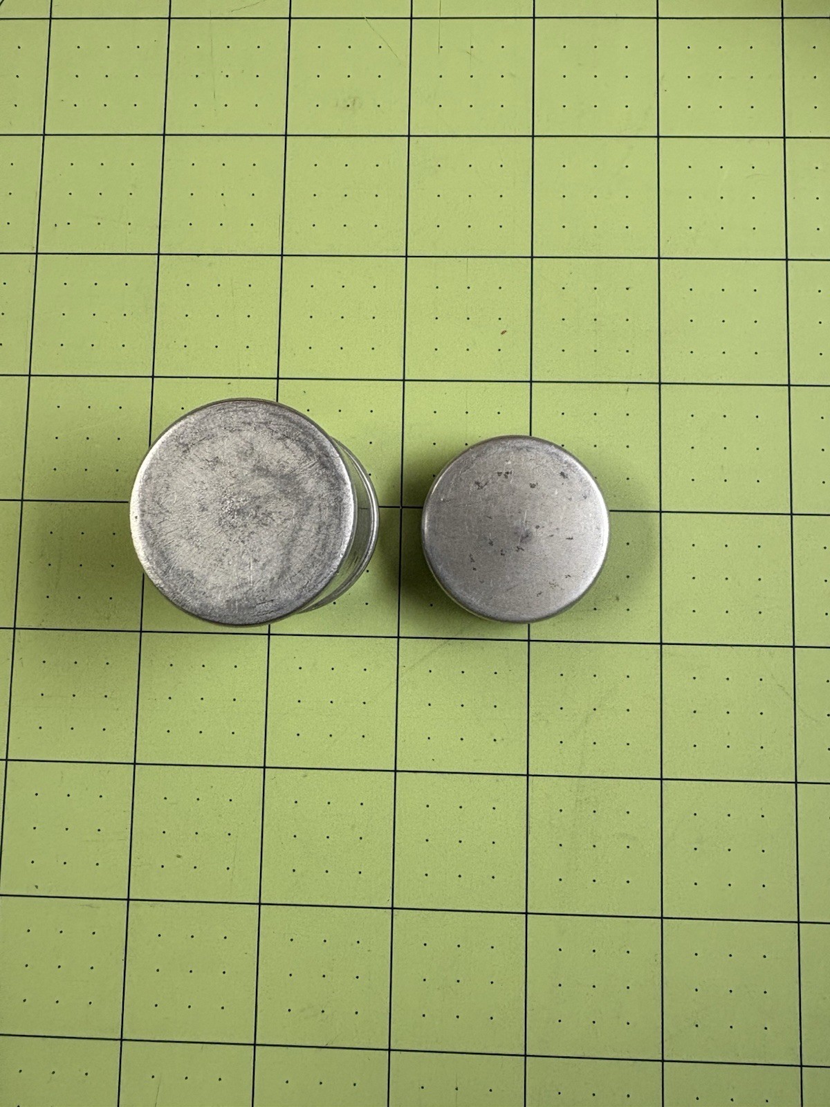 vintage 35mm film case, aluminum, screw-on lid, VGC, Rare