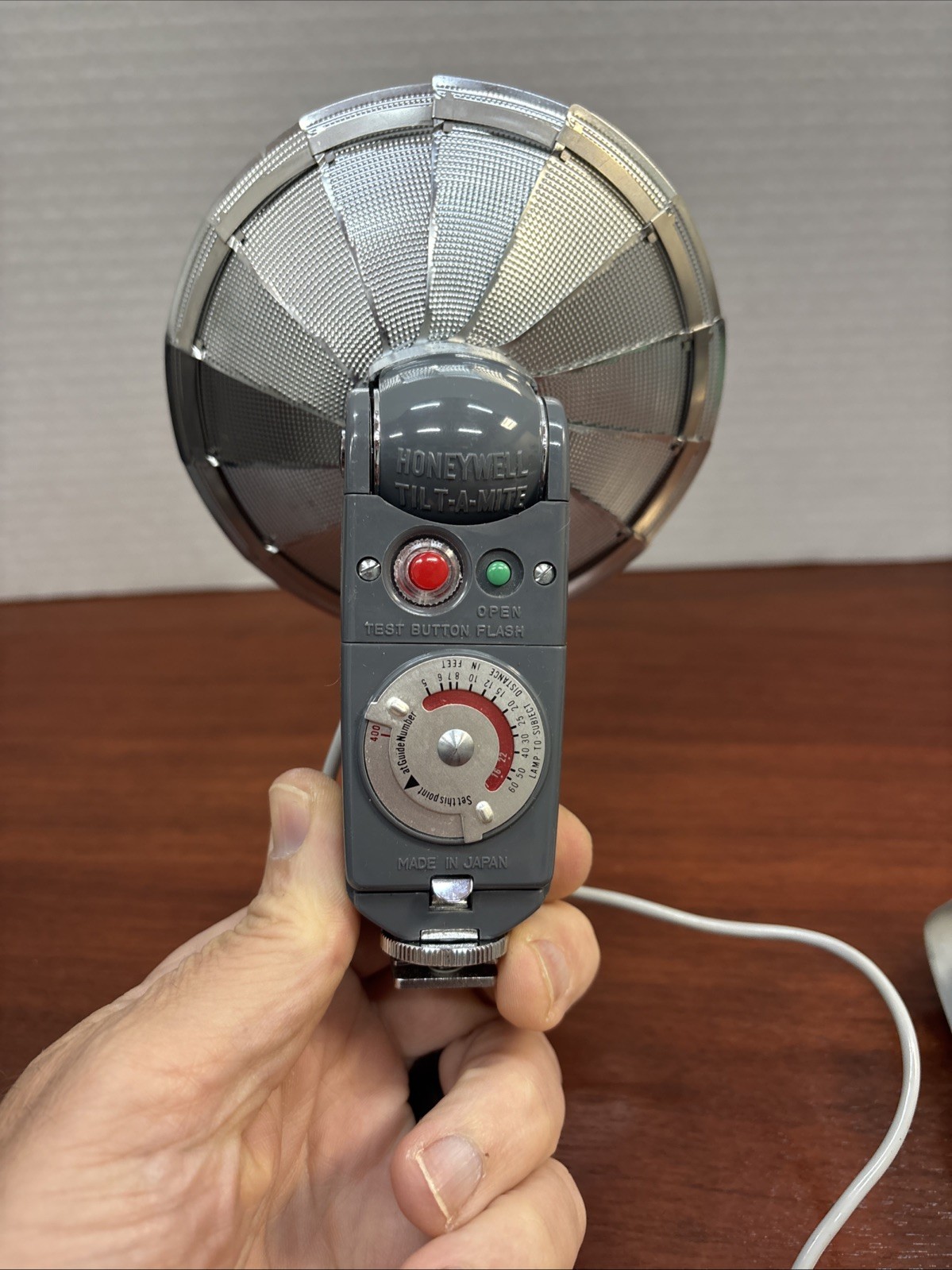 Vintage Honeywell TILT-A-MITE Camera Flash Unit With Case