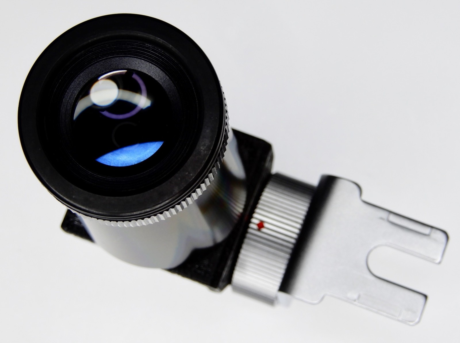 Leica 14326 Right Angle Finder for R4,R5 ……………. Minty