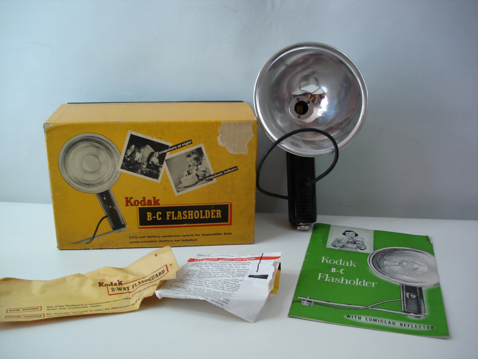 Vintage Kodak B-C Flasholder with Instructions and Box Cool addition Collection