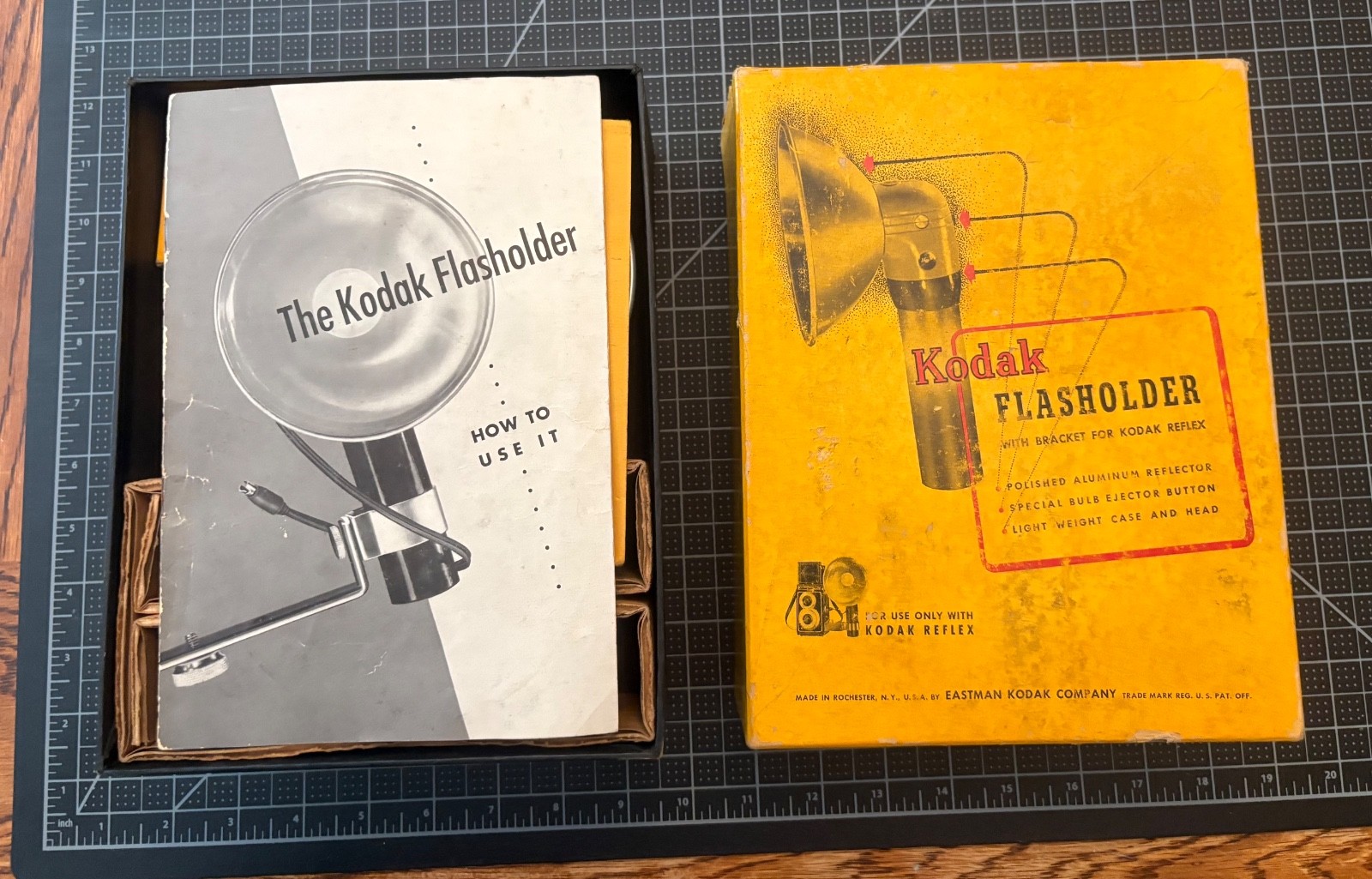 Vintage Kodak Standard Flasholder With Original Box and Various Accessories