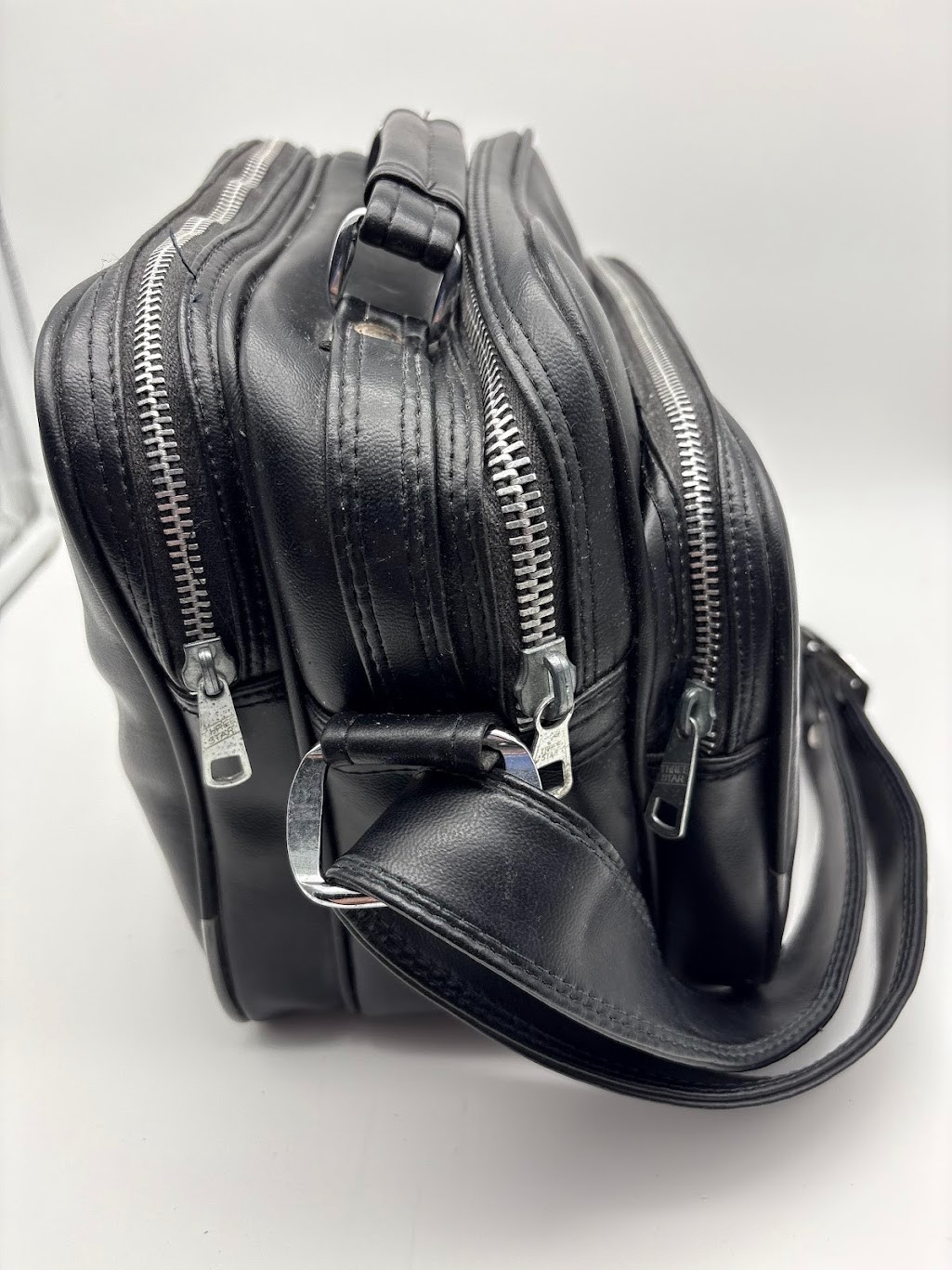 Vintage Camera Bag Made In Korea Black Three Star Zipper Coast S-1