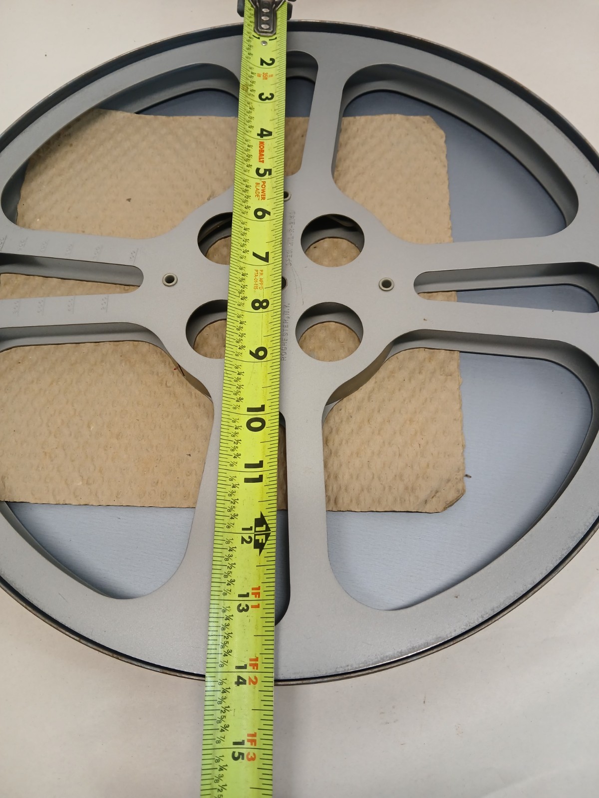 Eastman Kodak 16mm 1600 Ft Metal Film Reel & Can Military Spec MIL-R-214D USA