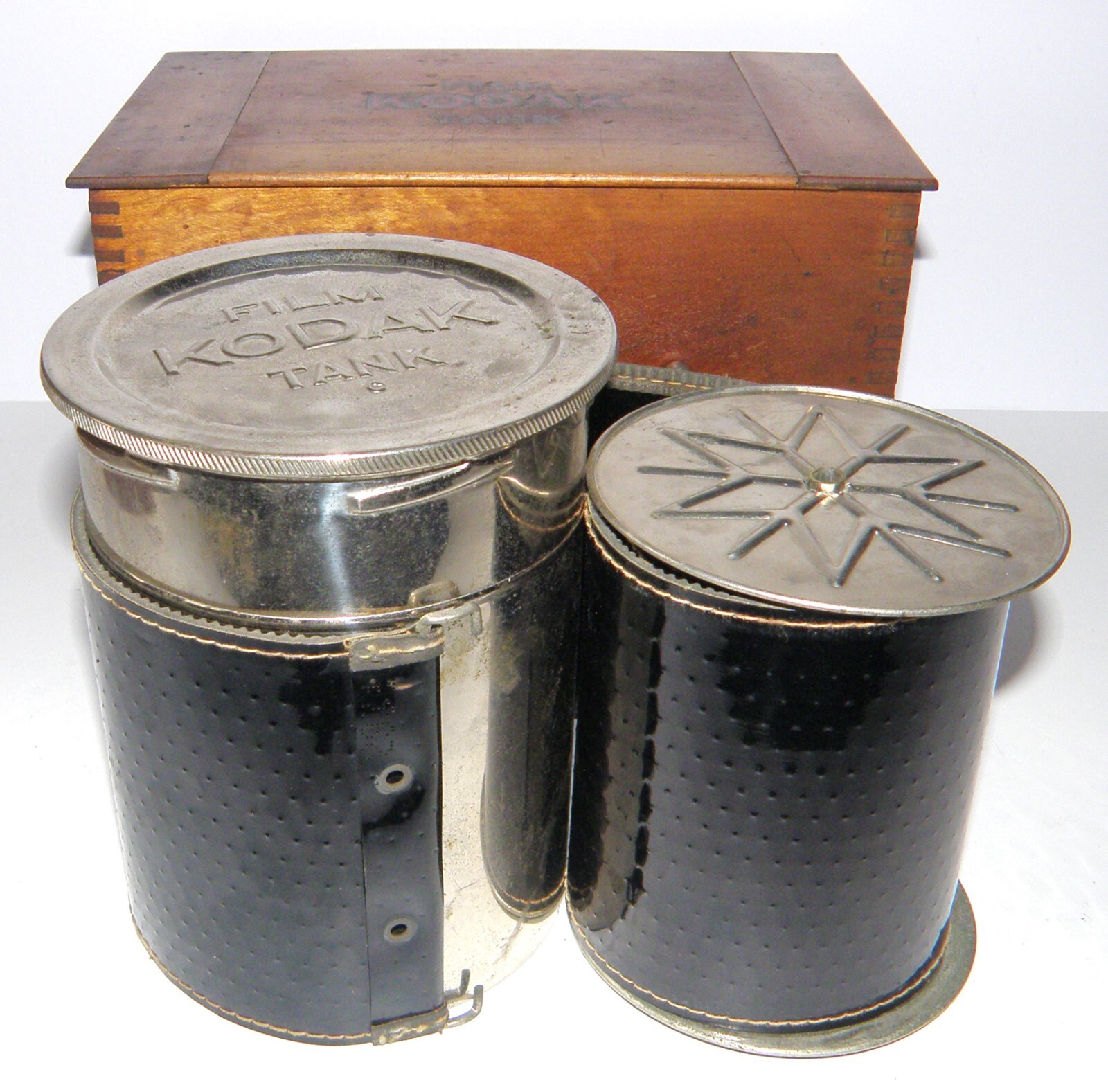 Antique Wooden Box Joint Kodak Film Tank 3 1/2in Model “B”-2 C.1907