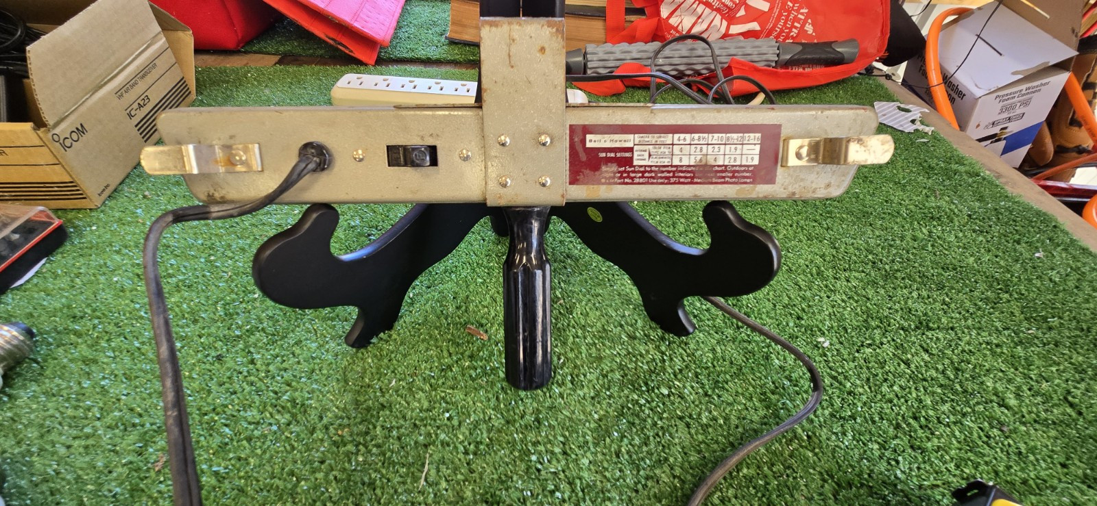 Vintage Bell Howell Flood Light Bar Lamp Indoor Movie Camera