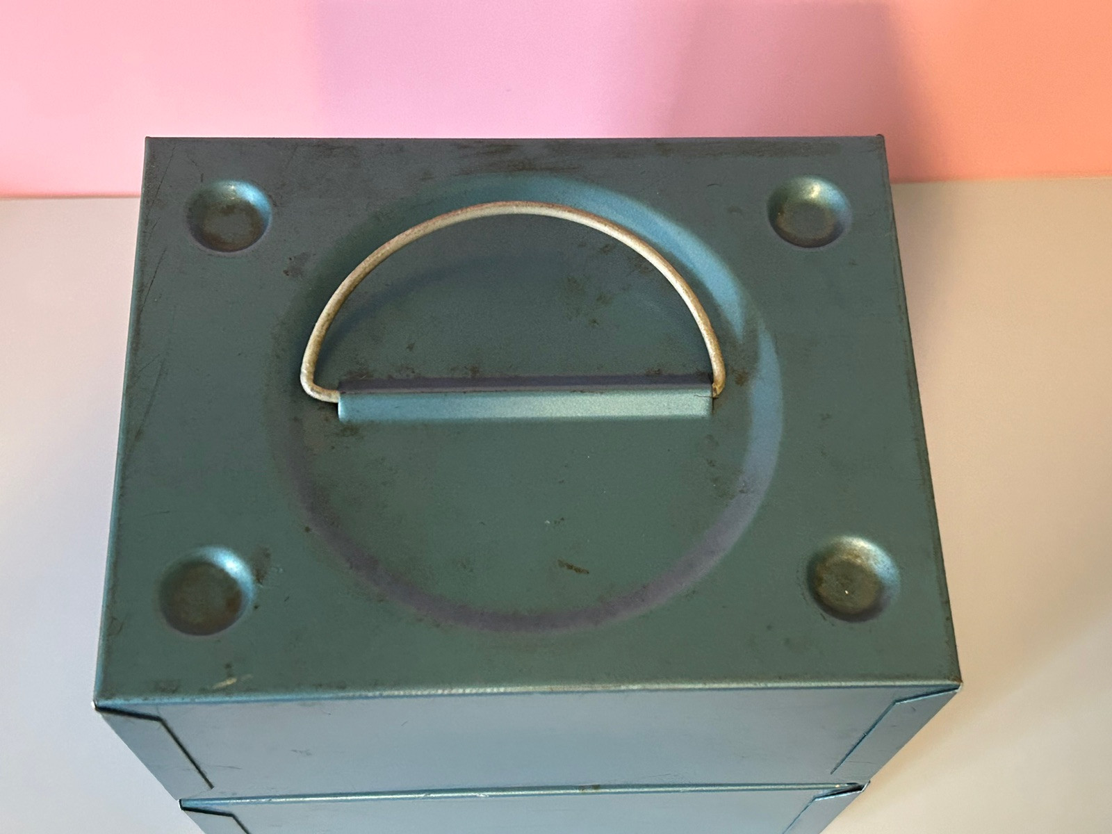 Vintage Compco Metal Reel Storage Film Case Box For Super 8mm Canisters, 6 Slots
