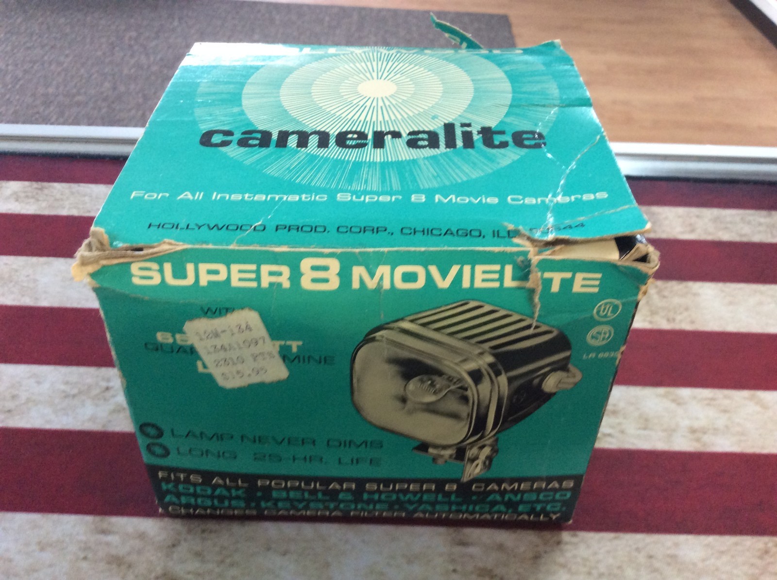 Vintage Hollywood Cameralite Super 8 Movielight Model 709 W/ Original Box Works!