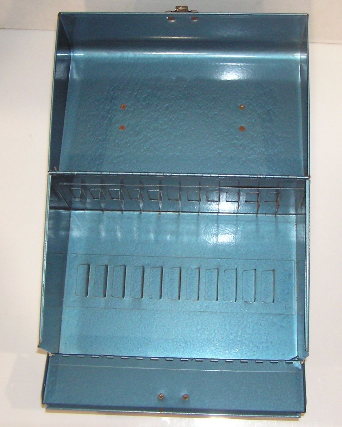 Bruce 8mm Film Storage Case 12 Slot +10 Empty Metal Reel Canister