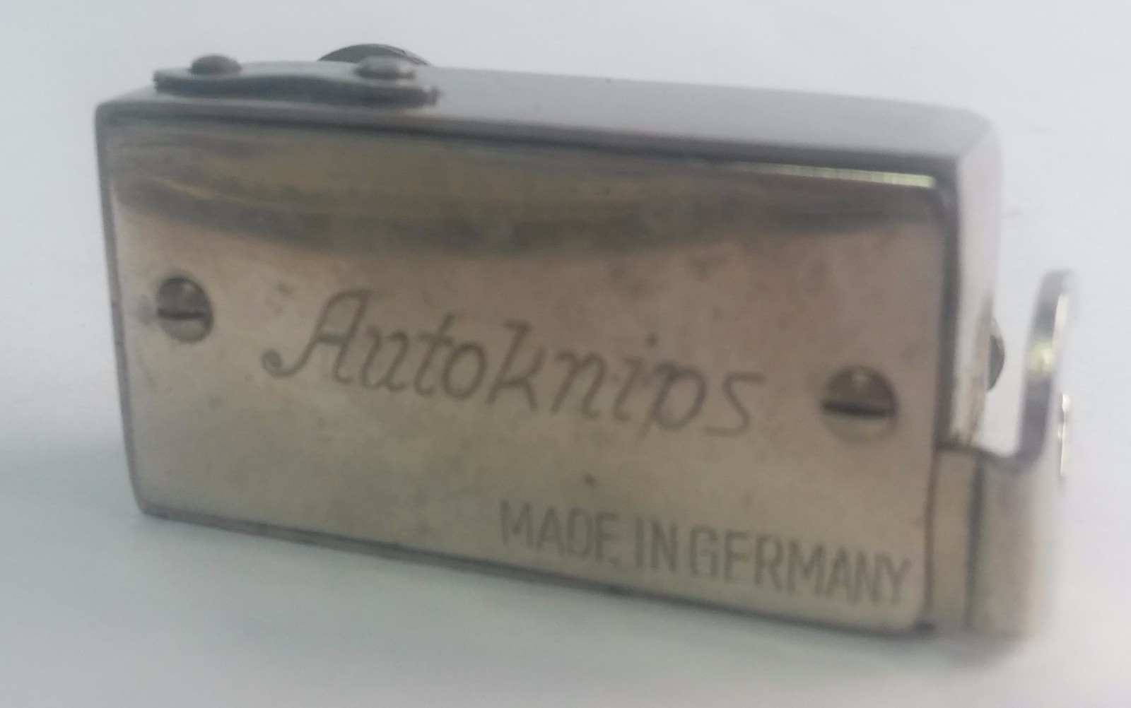 Vintage AUTOKNIPS Germany photography timer in original tin case great condition