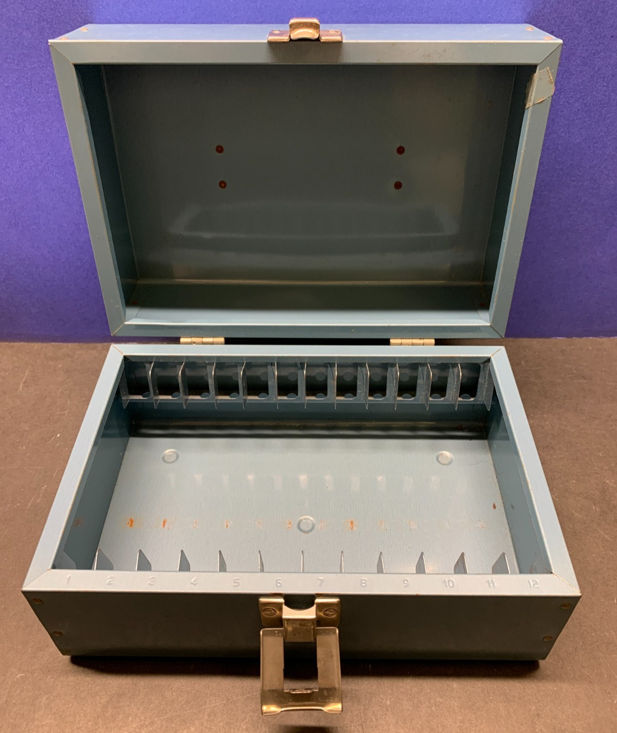8MM SUPER 8 FILM REEL METAL CHEST CASE – VINTAGE 1950’s WITH ORIGINAL BOX!