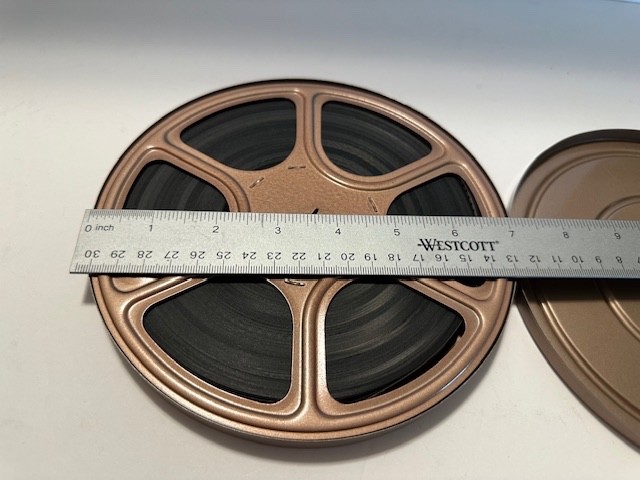 Vintage Reel to Reel 8MM w/ 7″ Plastic Reel & Metal Case – Family Home Movies