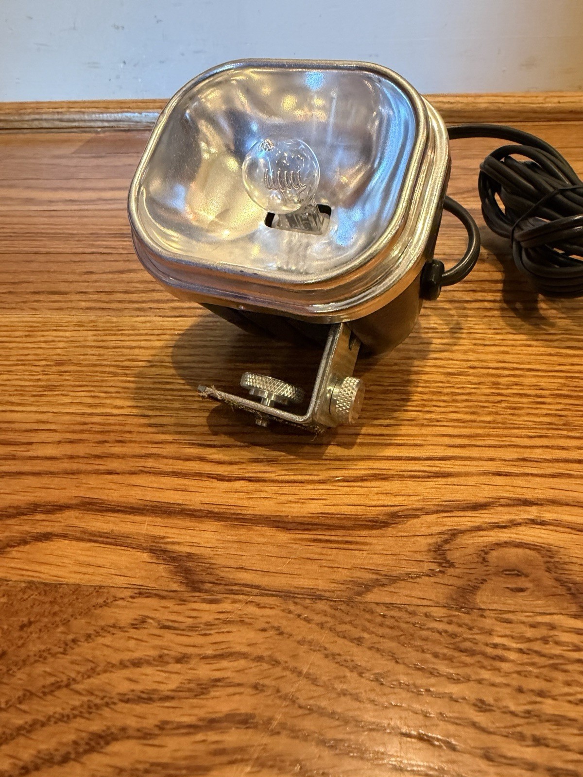 Vintage Cameralite Super 8 Movie Camera Light Type DVY 120V 650W Collectible