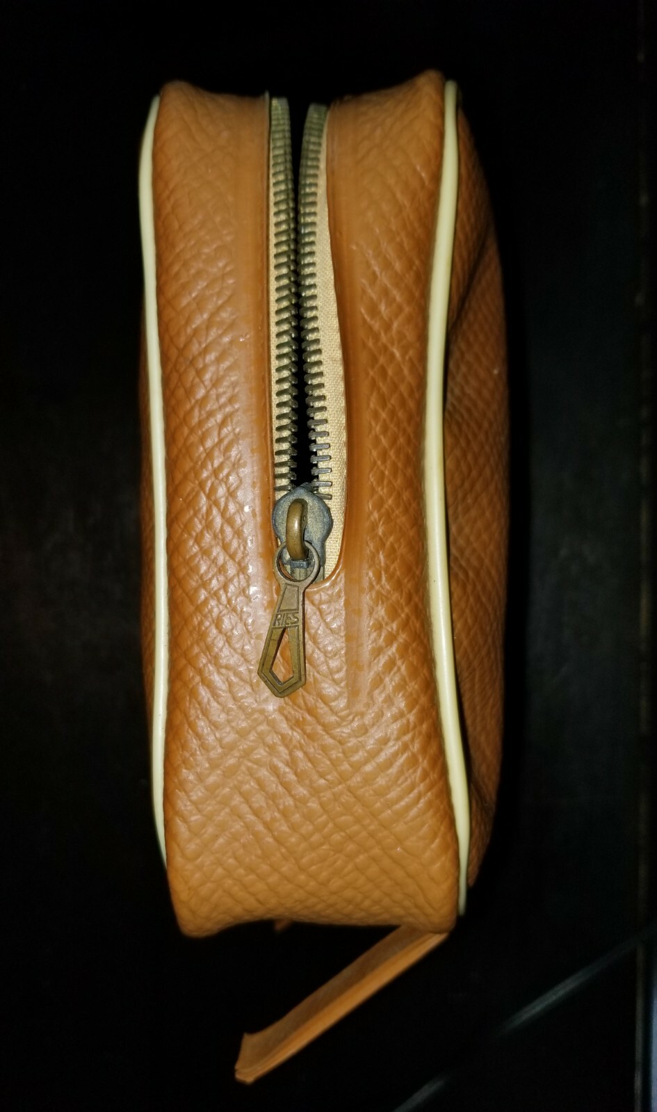 Vintage Bilora Flash bulb attachment Model LUXA / LLXA
