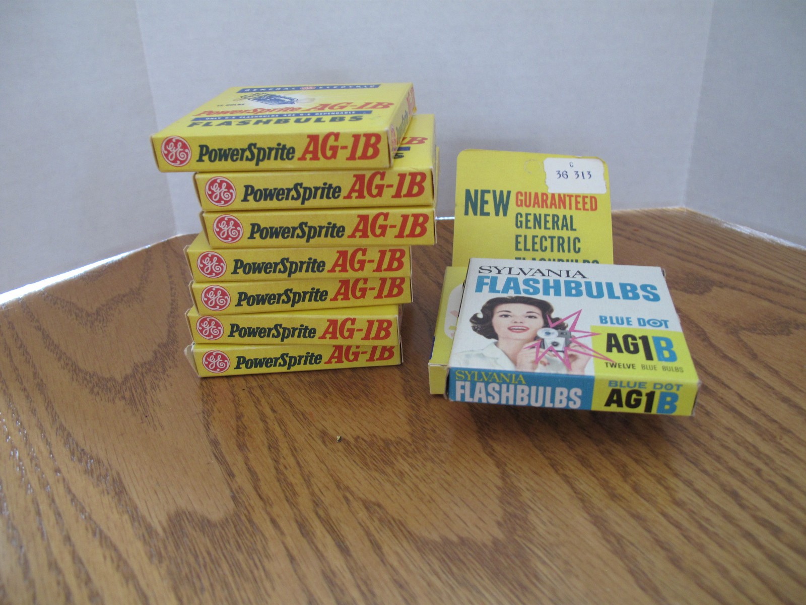 Vintage Flashbulbs AG-1B Photography Lot of 9 Packs 12 Each 108 Total NEW