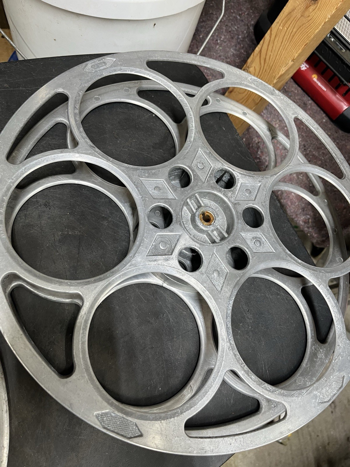 Set of 2 Vintage Goldberg Bros 15″ 35mm Cast Aluminum Movie Film 6 Hole Reels