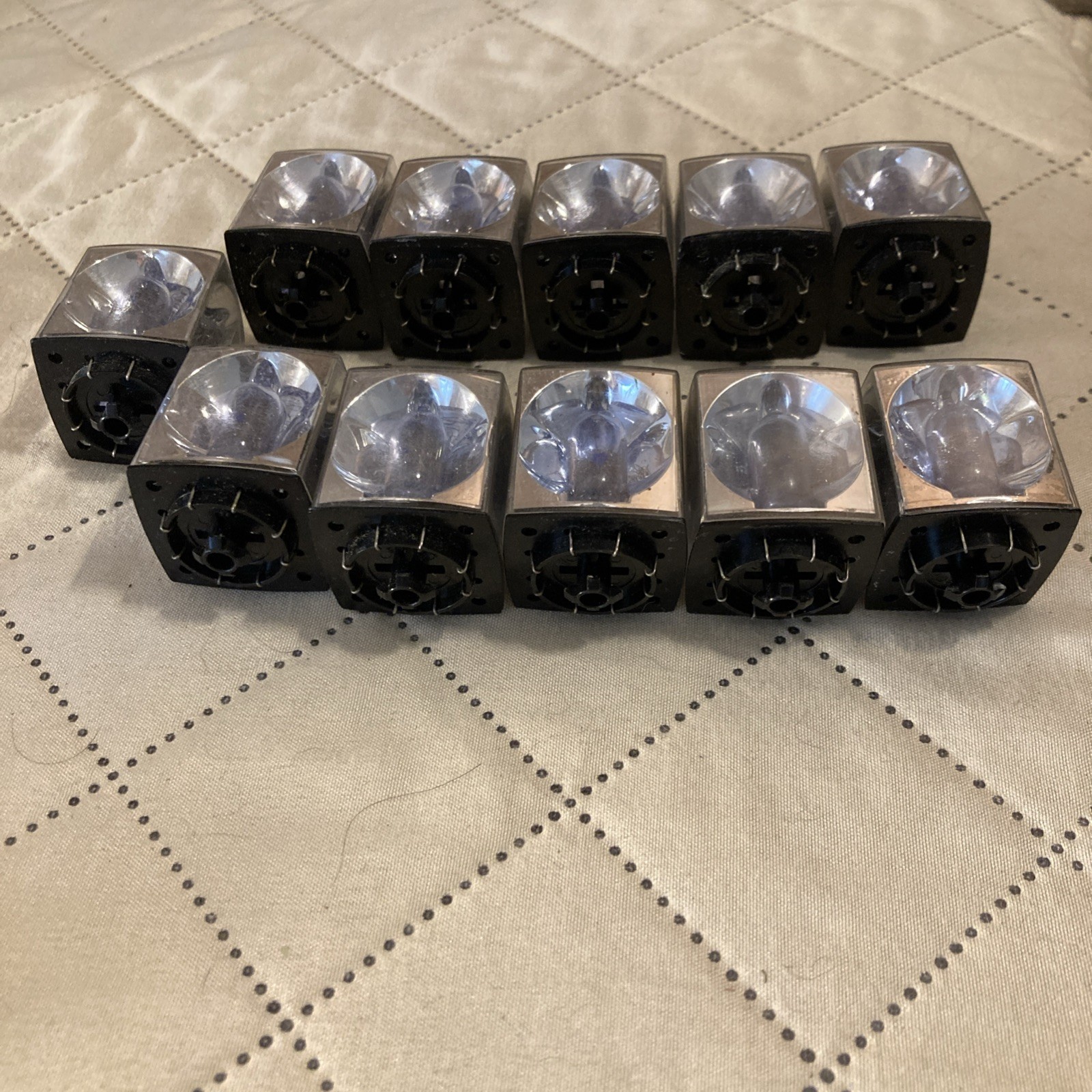 Sylvania Blue Dot Flashcubes 13 Cubes/ 49 Flashes Vintage New Old Stock