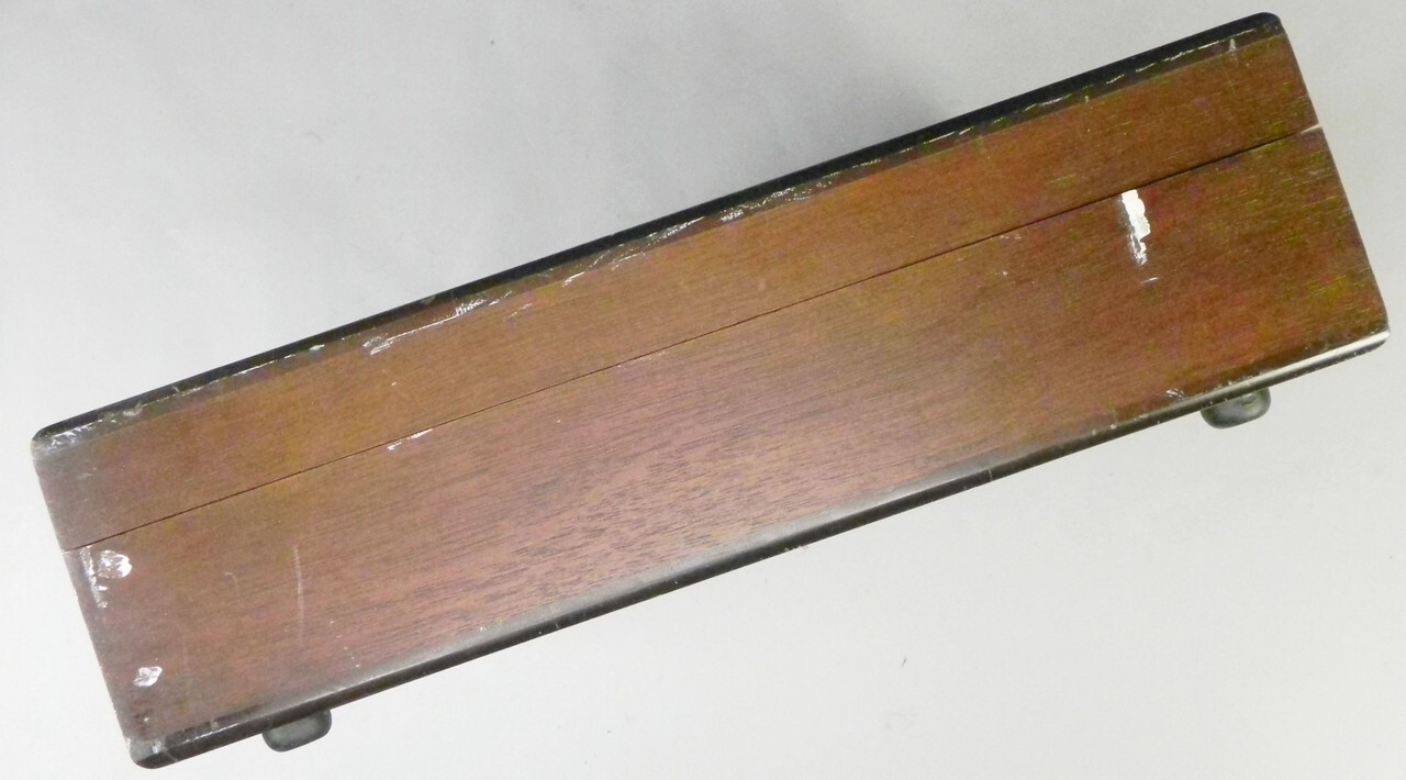 Leica Big Wood Presentation Wood Box #1 …………. Very Rare !!