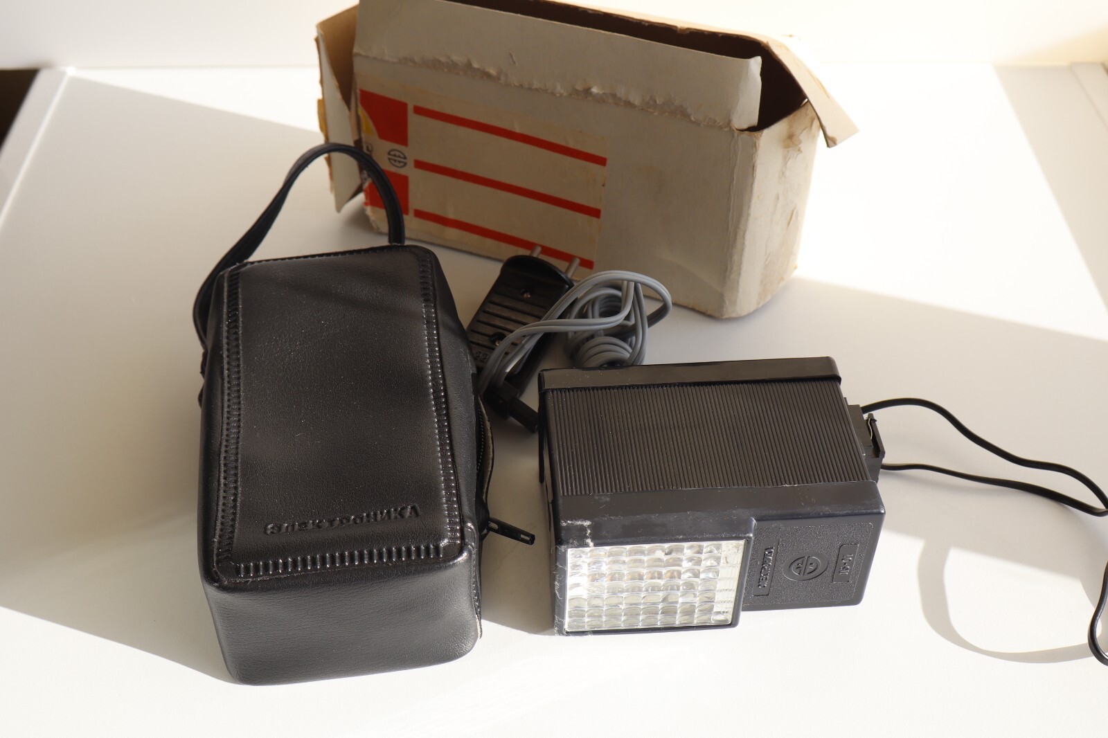 Vintage Soviet Russian Elektronika L5-01 flashlight camera 1985 220V/Batteries