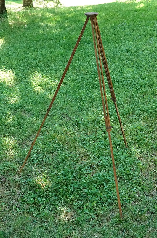 WOODEN TRIPOD, UNMARKED AS TO MAKER, VINTAGE CAMERA/227460