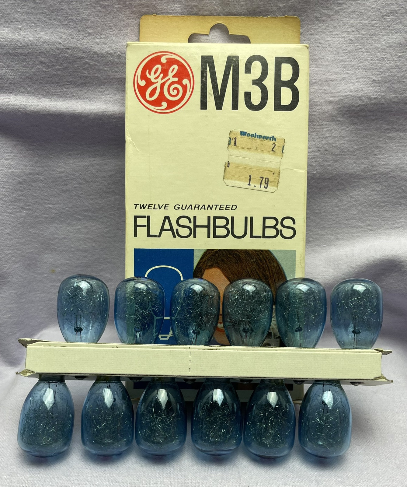 Vintage Flash Bulbs Lot , M2B, M3B, AG-1B, 26B
