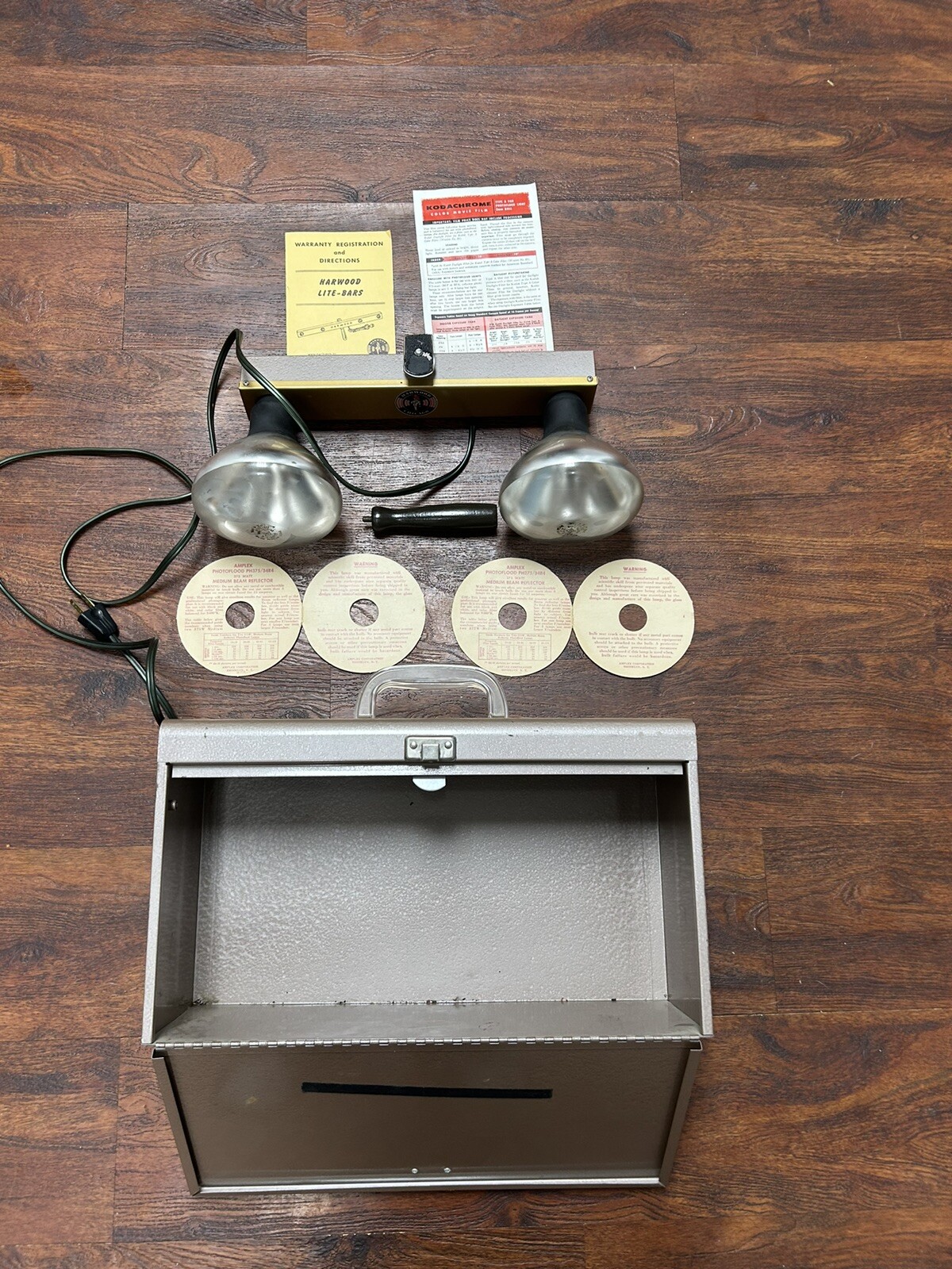 Hardwood Chicago Photo Lights Vintage Lighting Box Photo flood PH375/34R4