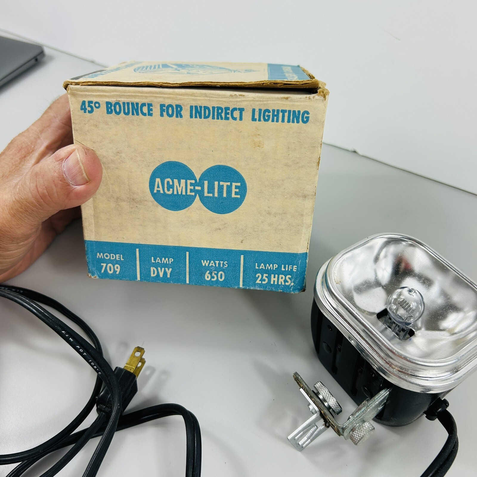VTG Super 8 Quartz Movie Lite ACME Camera DVY Lamp 709 Cameralite WORKS In Box