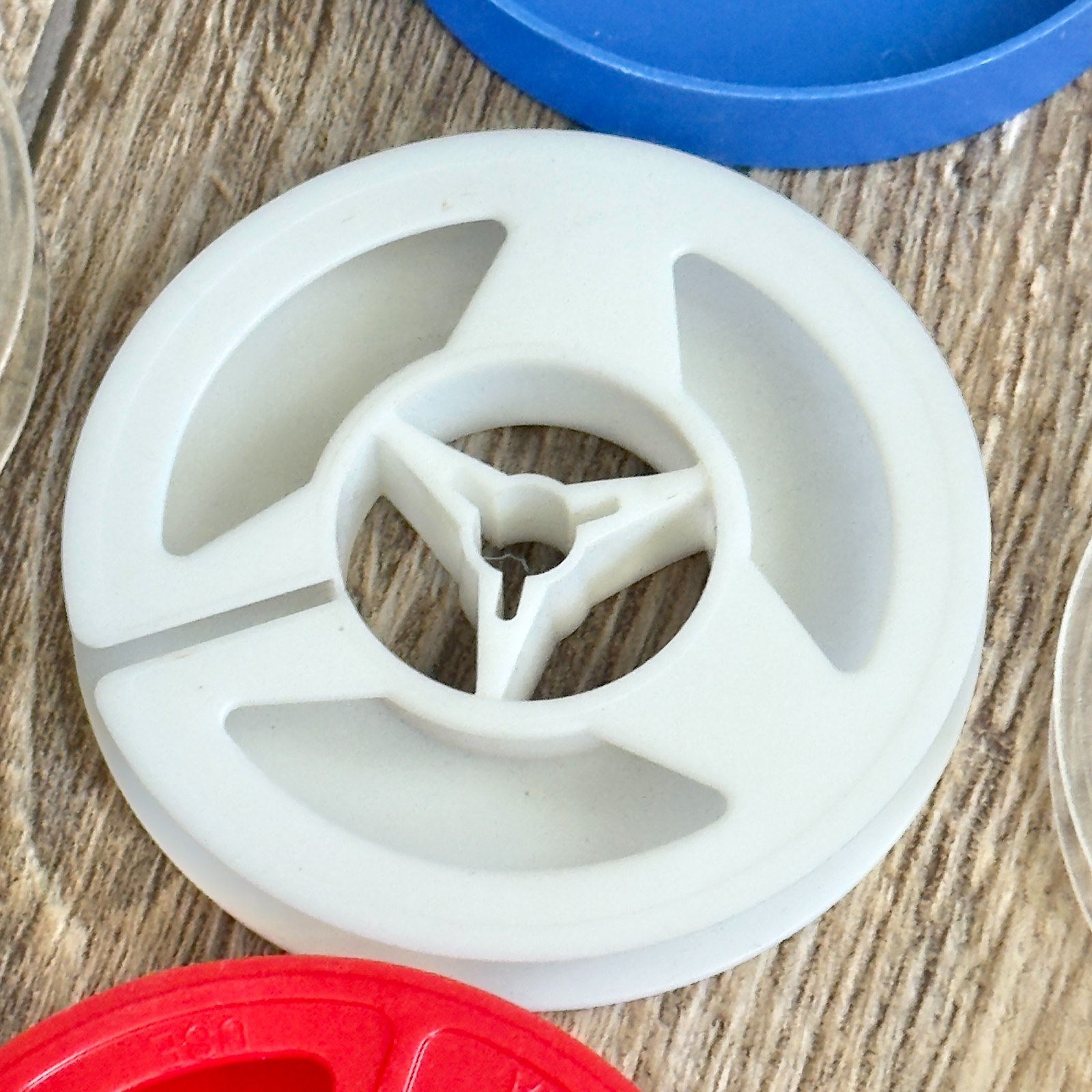 Mixed Lot Over 40 8mm Approximately 3″ Empty Plastic Film Reels