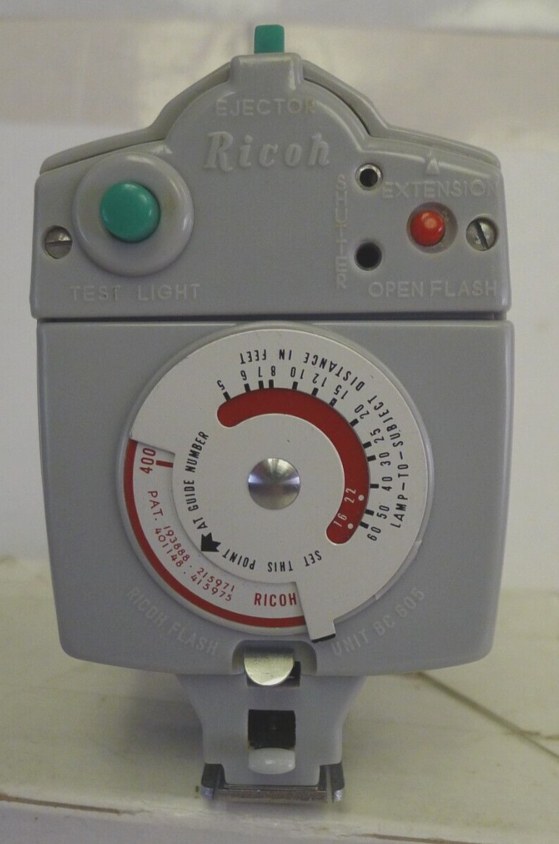 Vintage Ricoh Flash Unit BC605 Made in Japan – No Cords