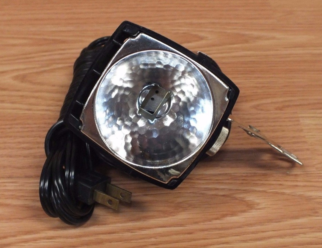 Genuine Vintage Sylvania Sun Gun (S.G VIII) 120V Camera Light *READ